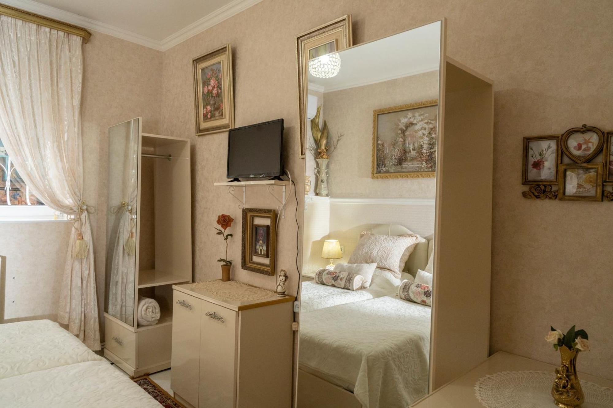 Elia Boutique Hostel & Apart-Hotel 第比利斯 外观 照片